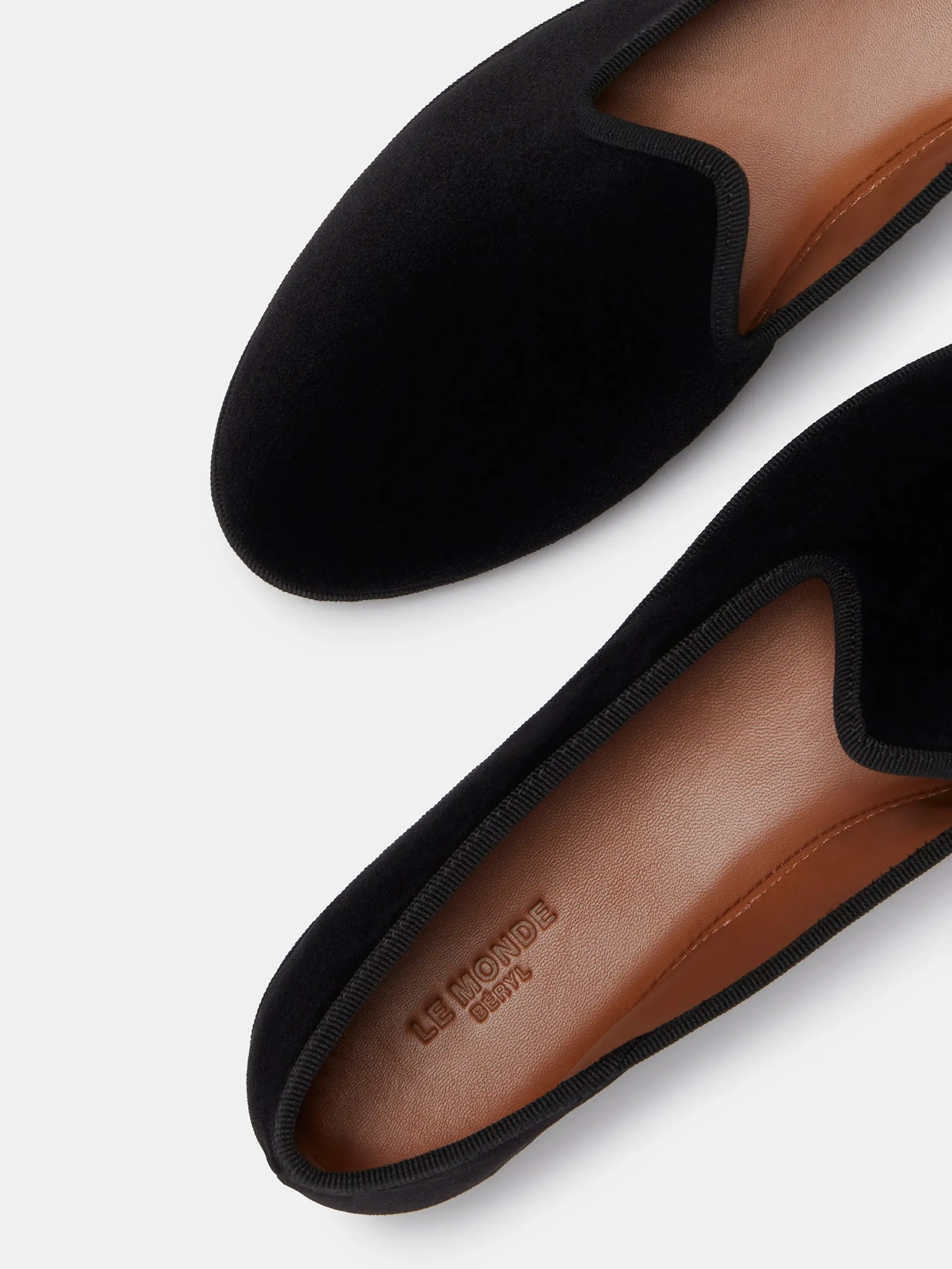 Black velvet soft Venetian slippers