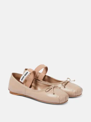 Logo leather ballet flats